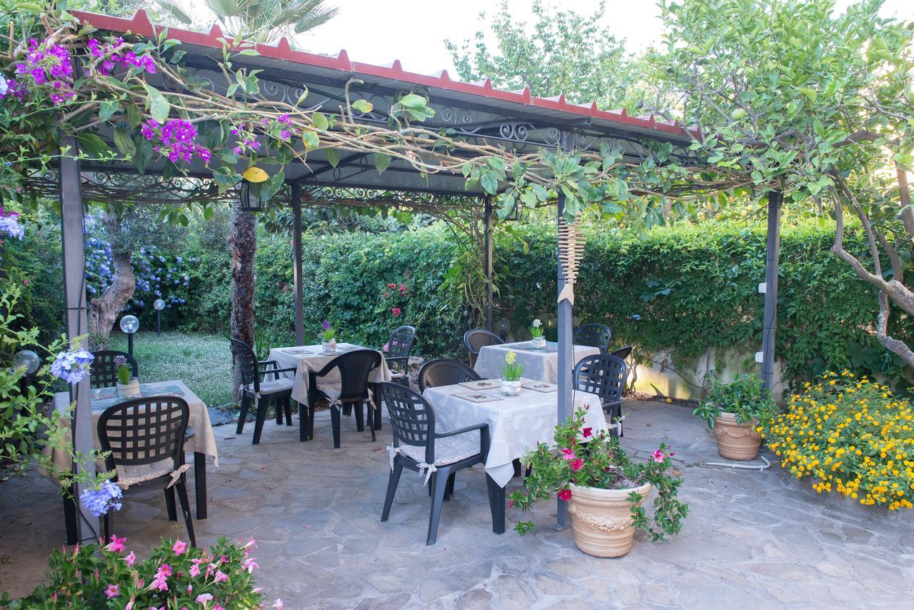 B&B Lo Sperone Alguer Exterior foto